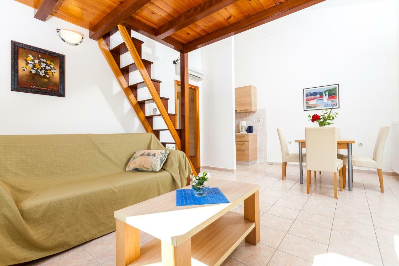 Villa Matic Vela Luka Luaran gambar