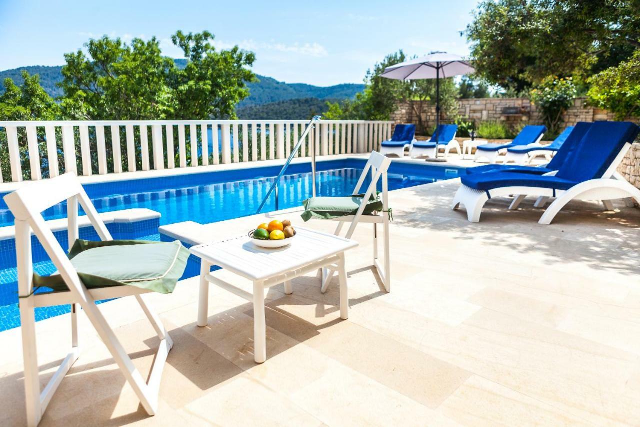 Villa Matic Vela Luka Luaran gambar